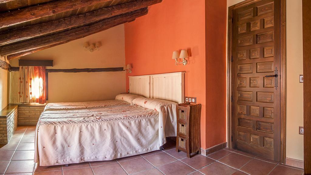 Apartamentos Los Aljezares Хеа-де-Альбаррасин Экстерьер фото